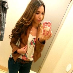 Meet your Posher, Lexi